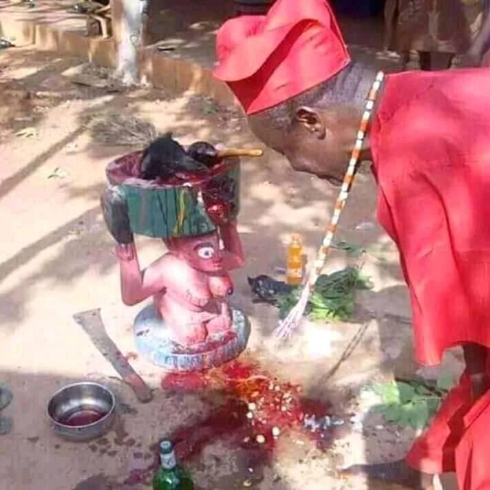 Marabout Voyant Papa Onigbo: Expert en Voyance et Rituels Spirituels